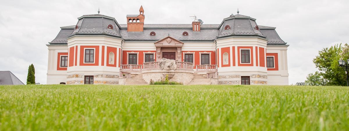 Voeroes Kastely Kunbaracs Exteriér fotografie